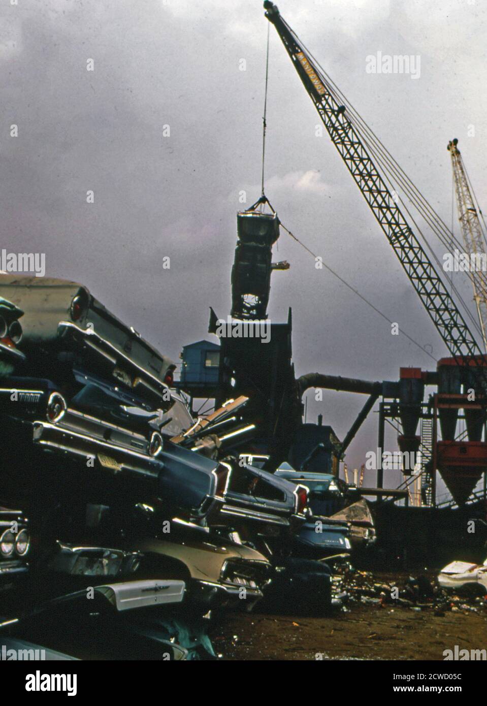 Hoisting an automobile for shredding into scrap metal Rhode Island ca