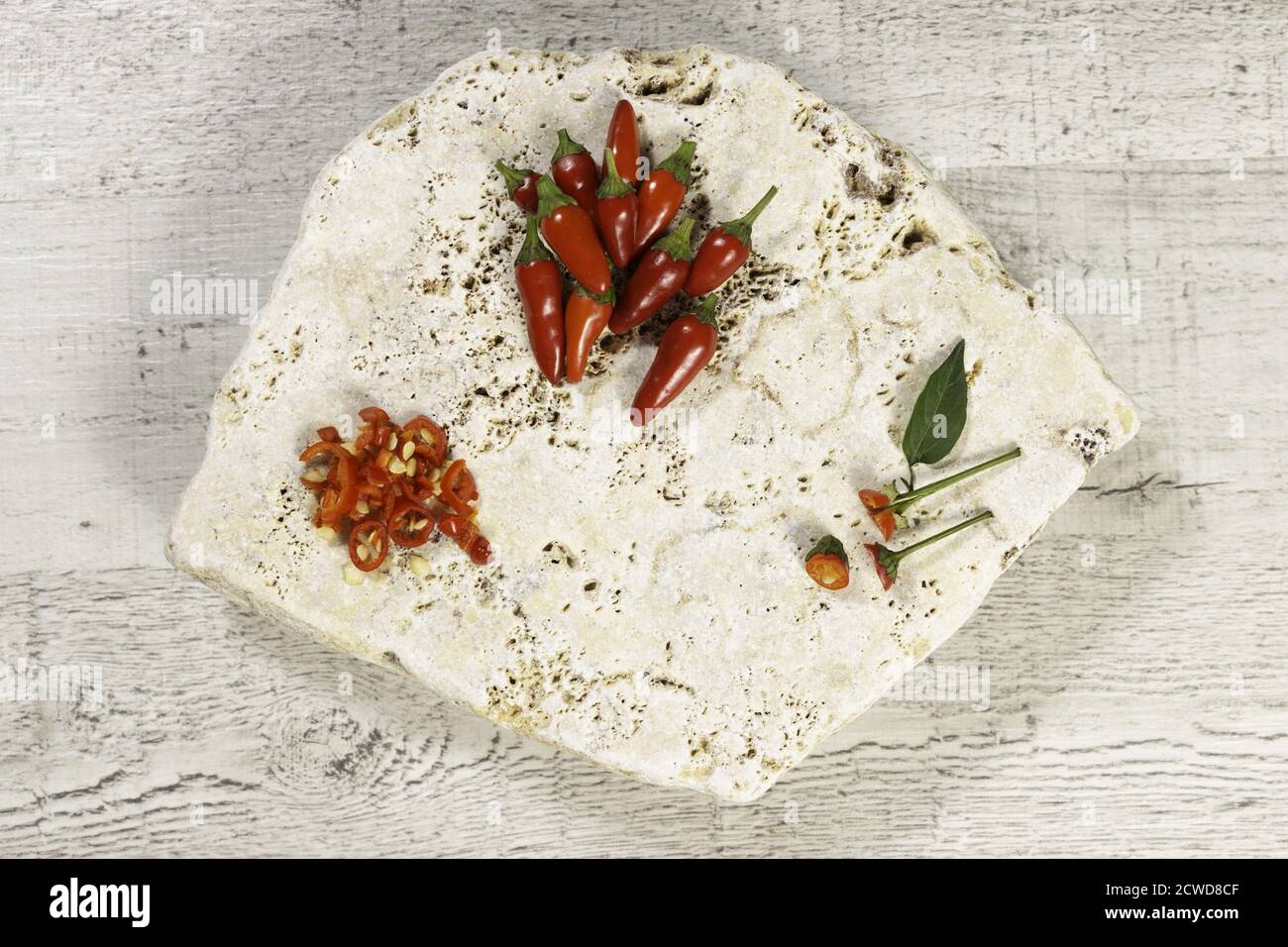 Fresh cut chili pepper hi-res stock photography and images - Alamy