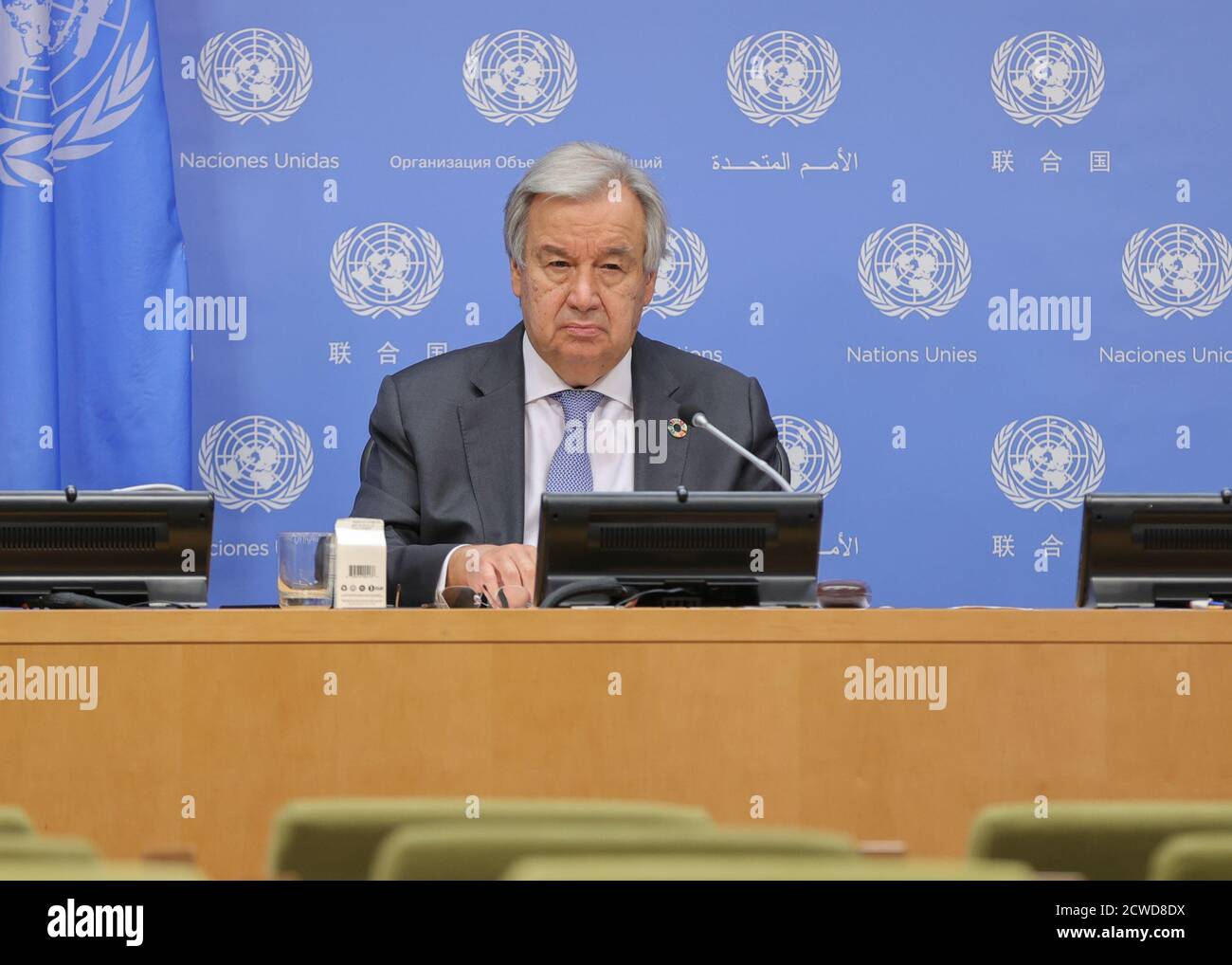 New York, NY, USA. 29th Sep, 2020. United Nations, New York, USA, September 29, 2020 - Secretary-General Antonio Guterres briefs reporters together with Justin Trudeau, Prime Minister of Canada, and Andrew Holness, Prime Minister of Jamaica (who both participated virtually). The press conference is on the outcome of the meeting on ''Financing the 2030 Agenda for Sustainable Development in the Era of COVID-19 and Beyond'' today at the UN Headquarters in New York.Photo: Luiz Rampelotto/EuropaNewswire.PHOTO CREDIT MANDATORY. Credit: Luiz Rampelotto/ZUMA Wire/Alamy Live News Stock Photo