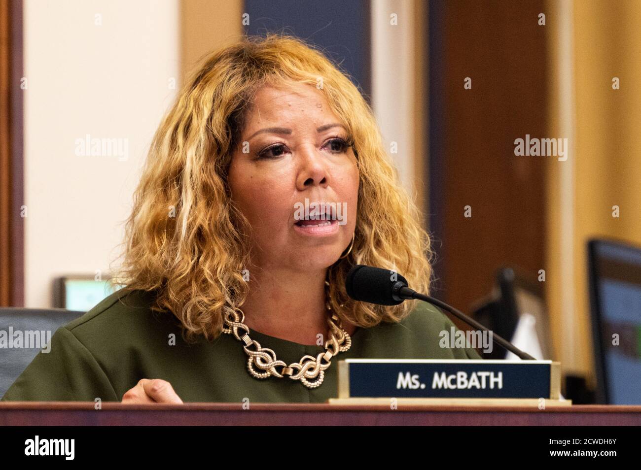 S lucy hi-res stock photography and images - Page 9 - Alamy