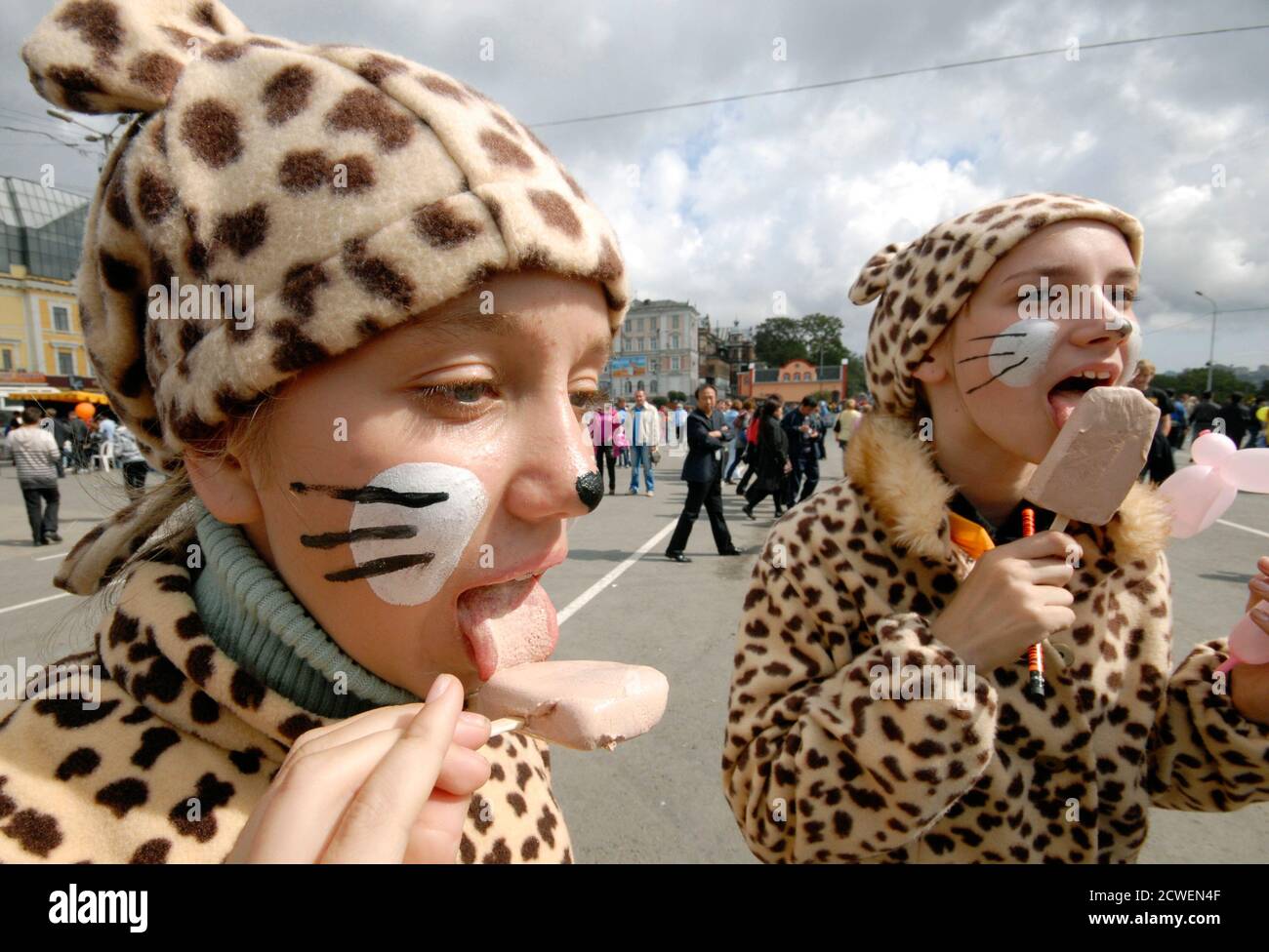 Dressed in costumes endangered animals hi-res stock photography and images - Alamy Dressed in costumes endangered animals hi-res stock photography and images - Alamy