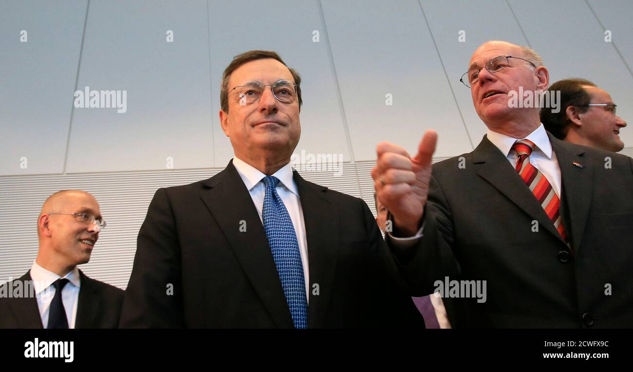 L R Mario Draghi High Resolution Stock Photography And Images Alamy