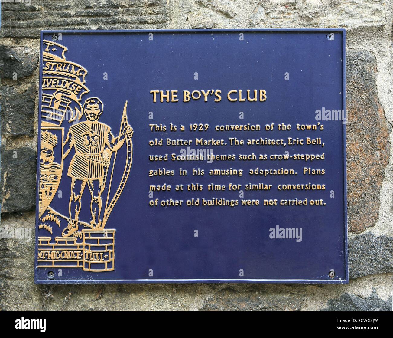 Plaque giving the history of The Boy's Club building, Stirling. The Boys Club was founded for boys who were not members of the Scouts or Boys Brigade Stock Photo