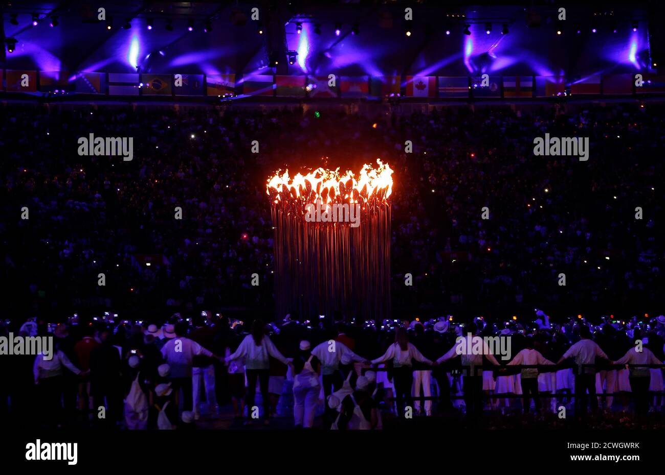 2012 olympics stadium july 2012 day hi-res stock photography and images ...