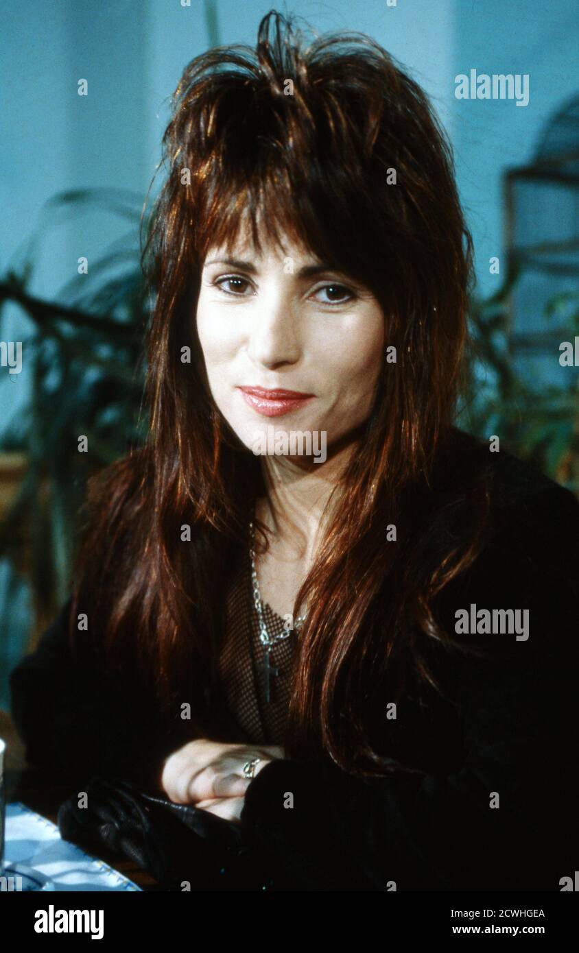 Robin Beck, amerikanische Rocksängerin, zu Gast beim Sender Sat1 in Mainz, Deutschland 1990. Stock Photo
