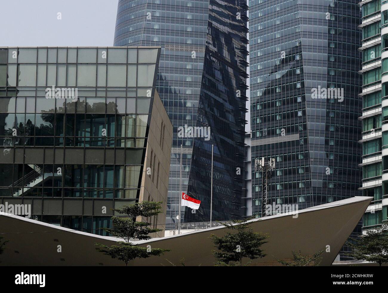 The Singapore High Commission Flies Its Flag At Half Mast To Mark The Death Of Singapore S First Prime Minister Lee Kuan Yew In Kuala Lumpur March 23 2015 Lee Kuan Yew Died On