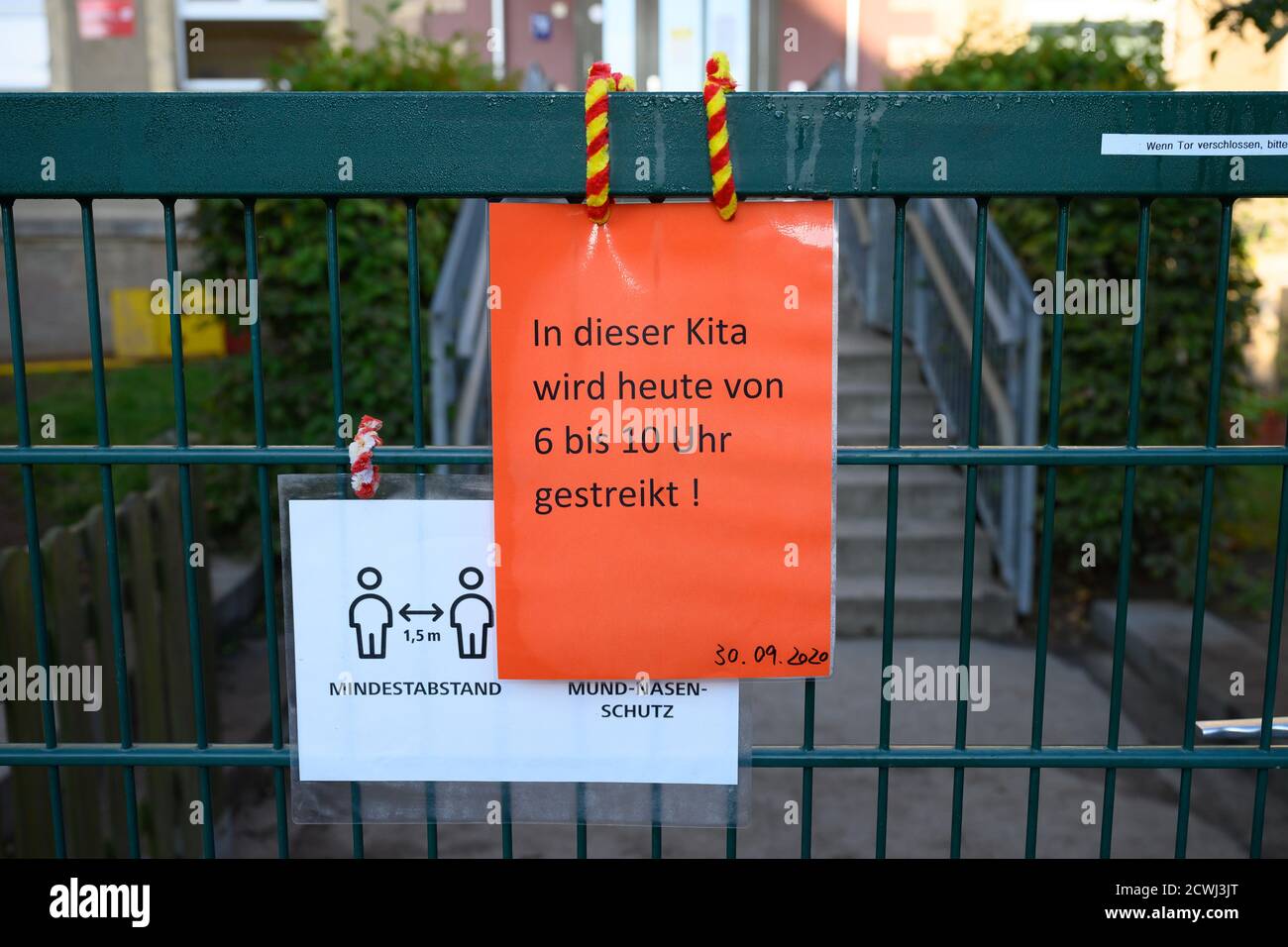 Dresden Germany 30th Sep A Sign With The Inscription Today There Is A Strike From 6 To 10 O Clock In This Day Care Centre Hangs At The Entrance Gate Of A