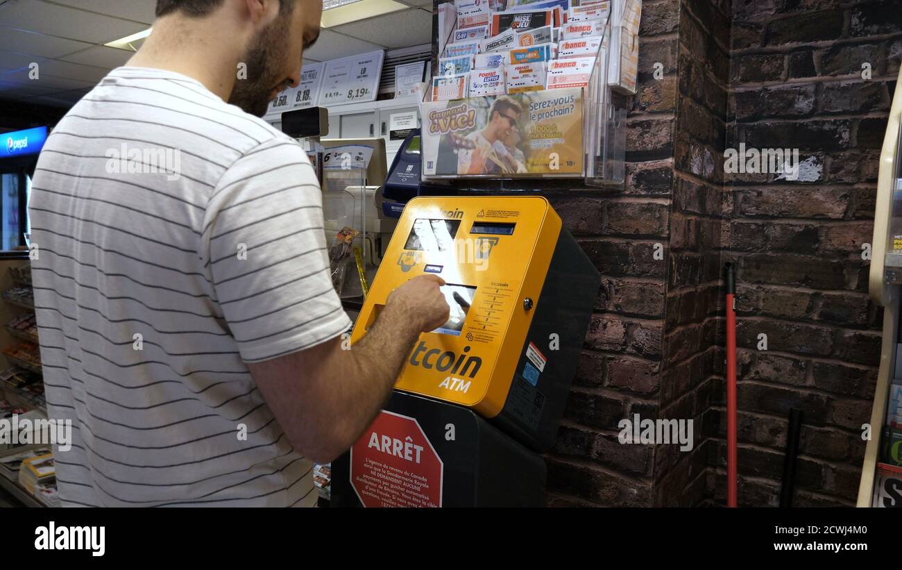 Atm canada hi-res stock photography and images - Alamy