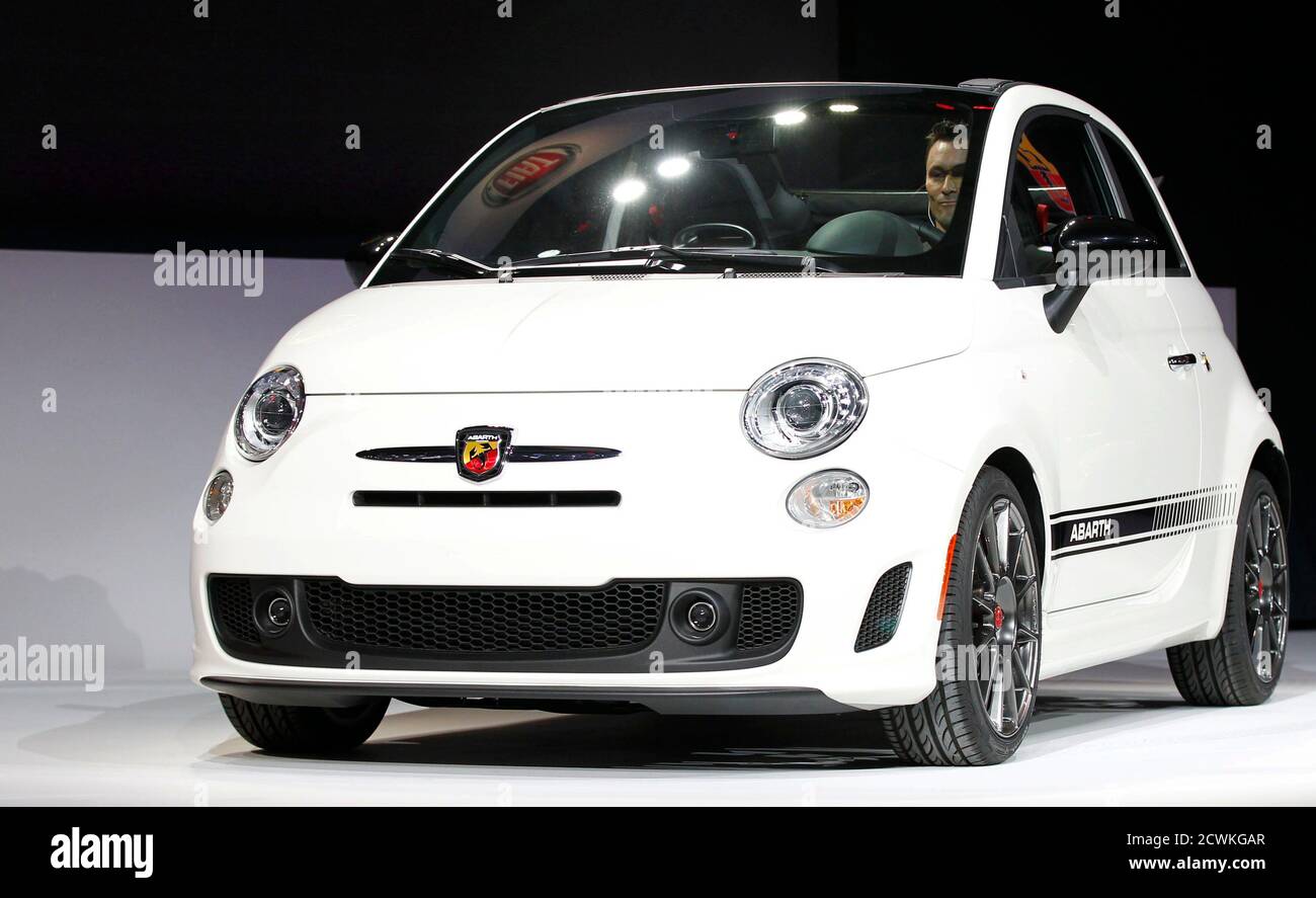 Fiat 500 abarth hi-res stock photography and images - Page 3 - Alamy