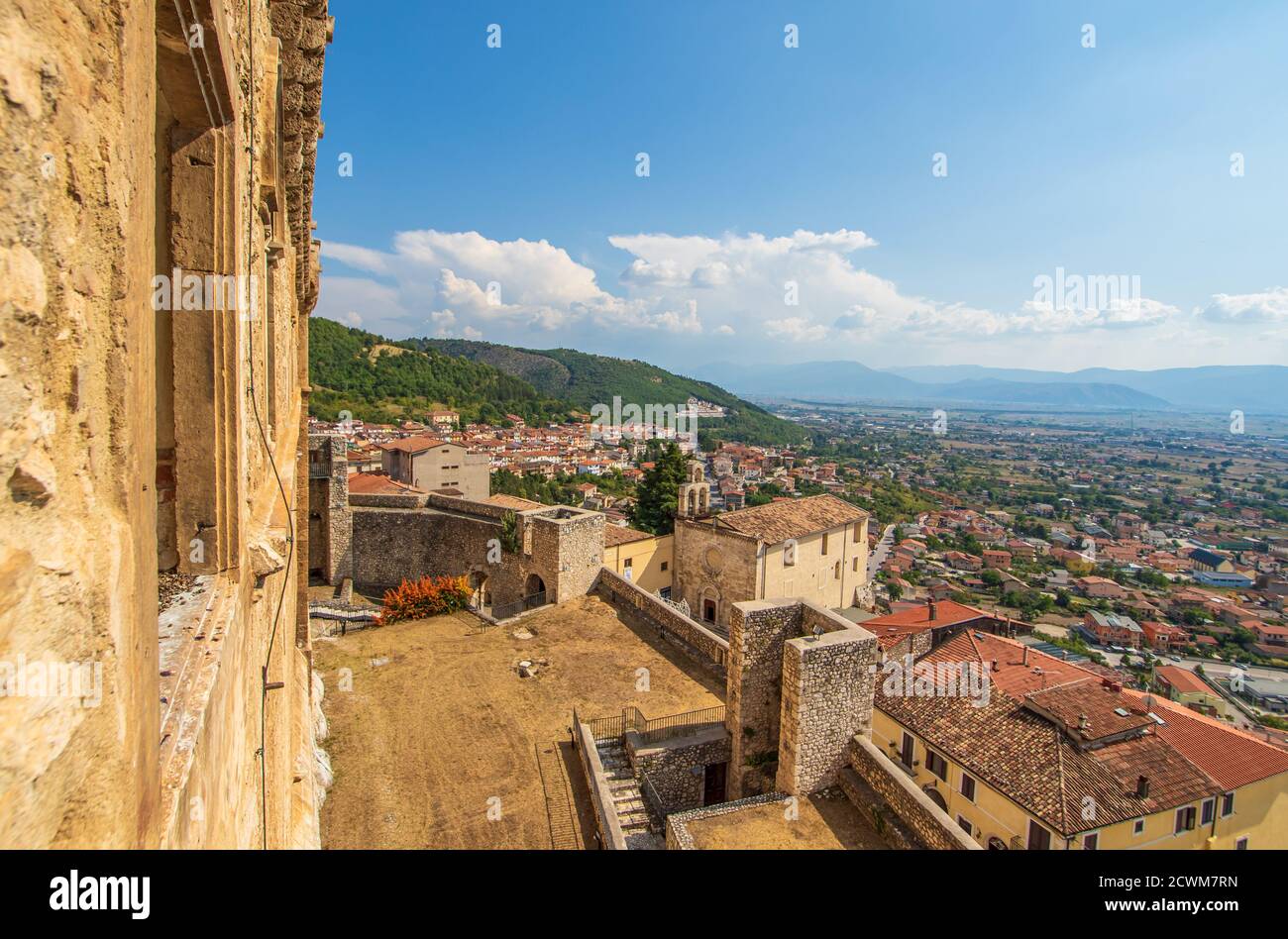 One of the most picturesque villages of the Apennine Mountains, Celano ...