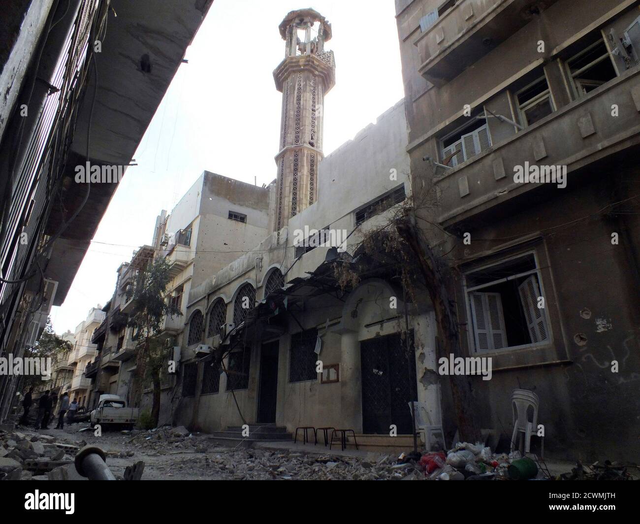 A general view shows a damaged mosque and buildings in Juret al-Shayah in Homs November 1, 2012. Picture taken November 1, 2012.  REUTERS/Yazan Homsy (SYRIA - Tags: CONFLICT POLITICS RELIGION) Stock Photo