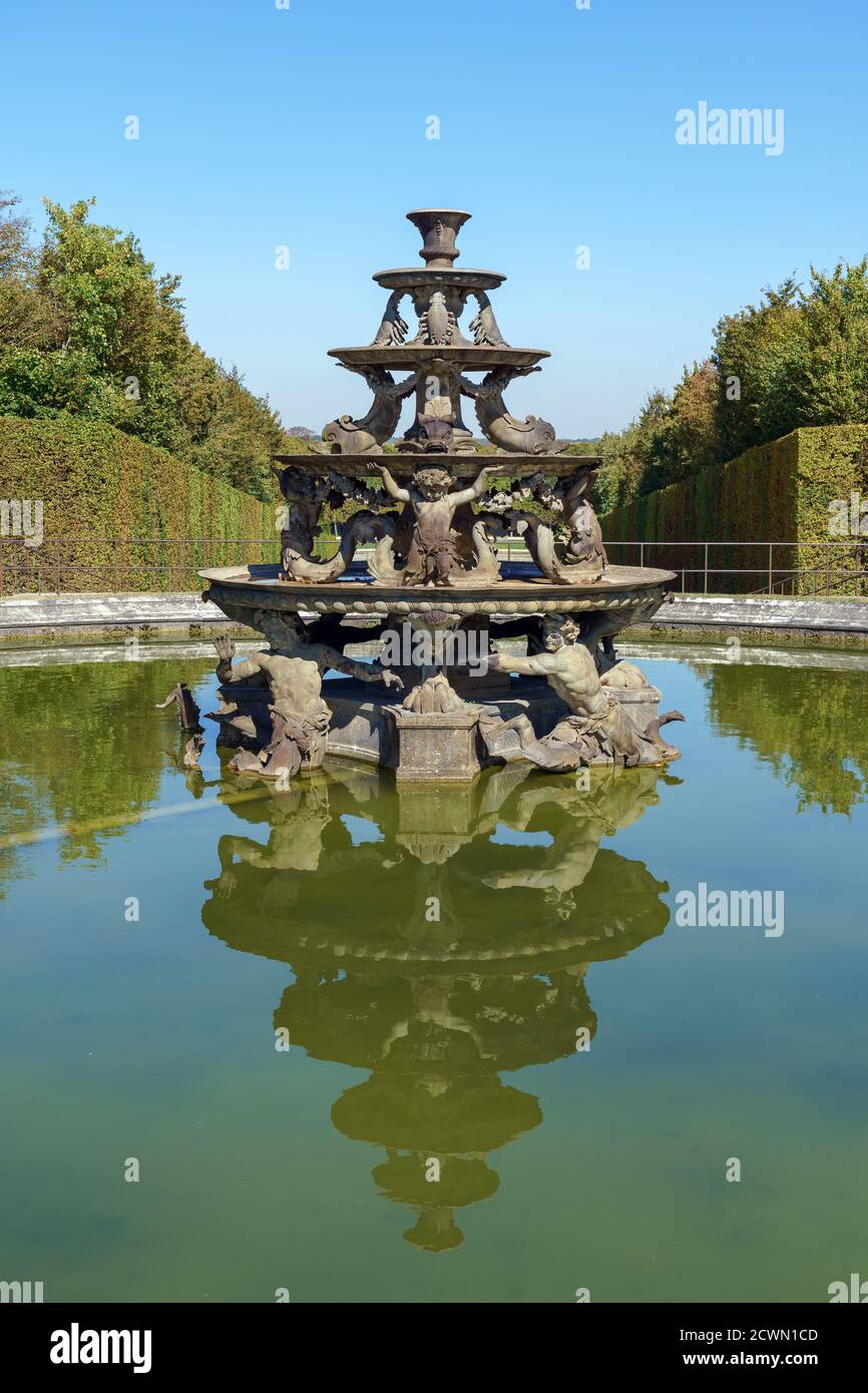 Pyramid Fountain in the Gardens of Versailles France Stock Photo Alamy