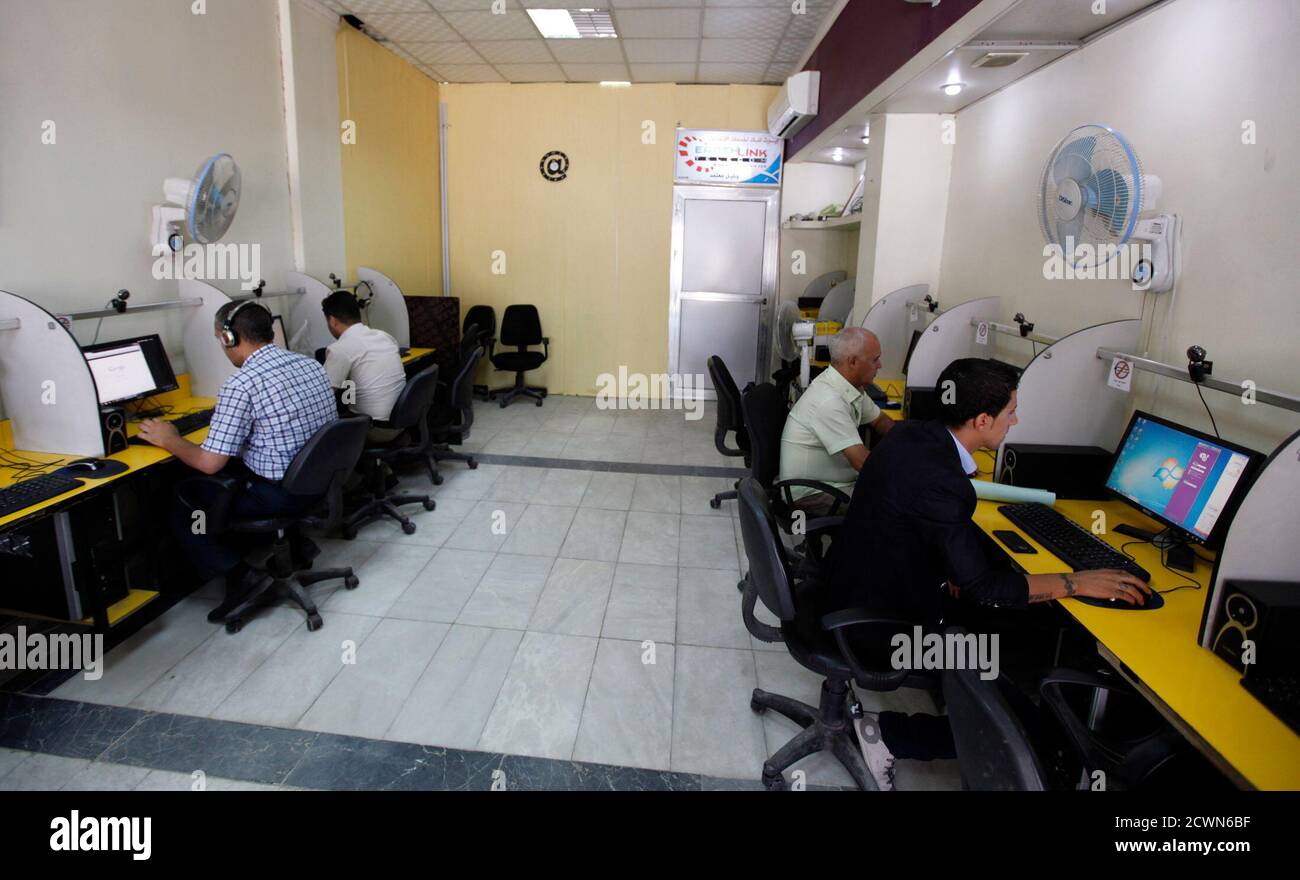 People Surf The Internet At An Internet Cafe In Baghdad November 11 2012 Iraqi Telecommunications Operators Have Warned That Government Plans To Charge For The Extra Spectrum Which They Need To Launch