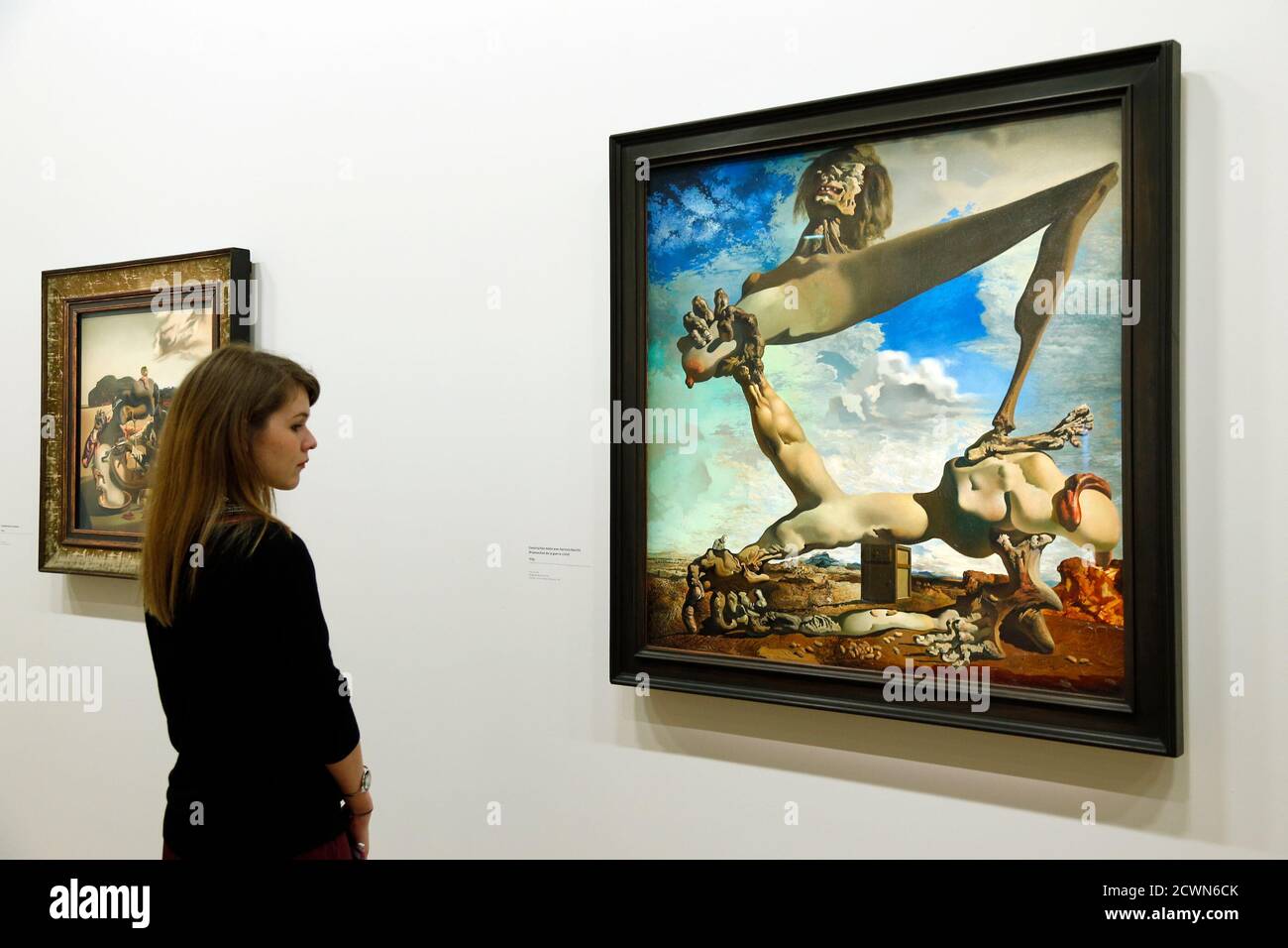 Dali Museum Figures High Resolution Stock Photography and Images Alamy