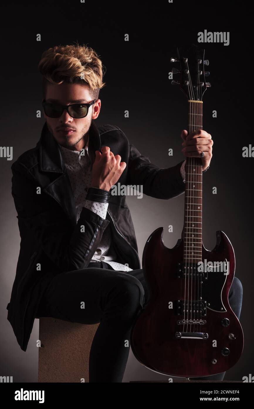 Guitarist wearing sunglasses hires stock photography and images Alamy