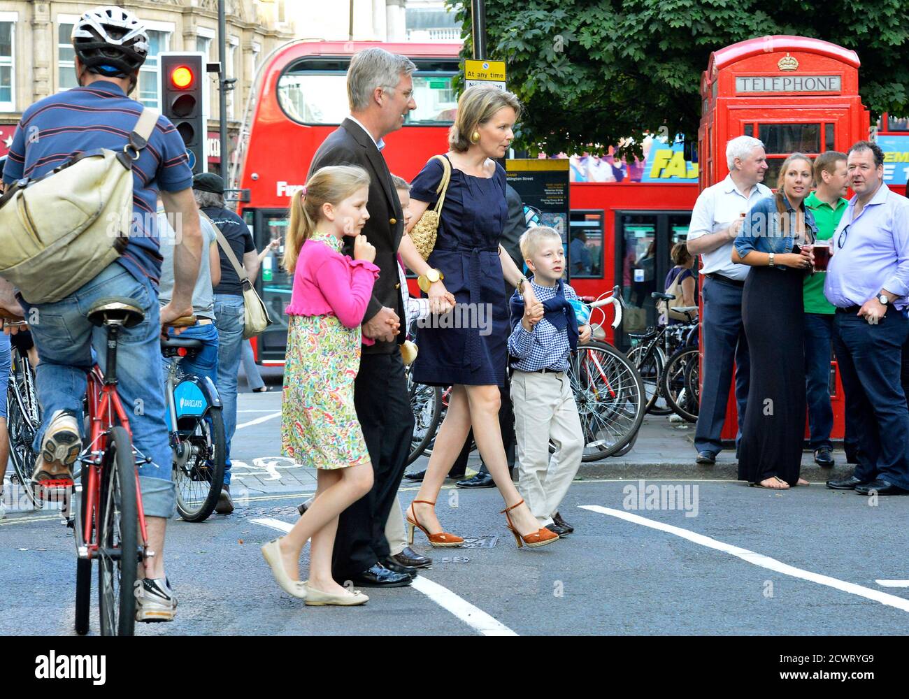 (L-R) Belgium's Princess Elisabeth, Crown Prince Philippe, Prince Gabriel, Crown Princess Mathilde and Prince Emmanuel visit central London ahead of the London 2012 Olympic Games July 26, 2012. Picture taken on July 26, 2012.                REUTERS/Benoit Doppagne/Pool    (BRITAIN  - Tags: SPORT ROYALS POLITICS SPORT OLYMPICS) Stock Photo