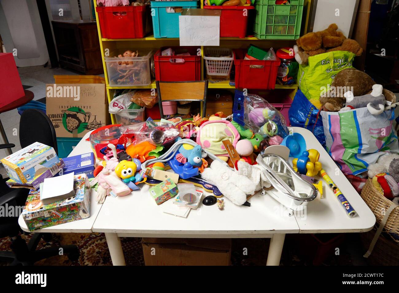 second hand toy shops near me