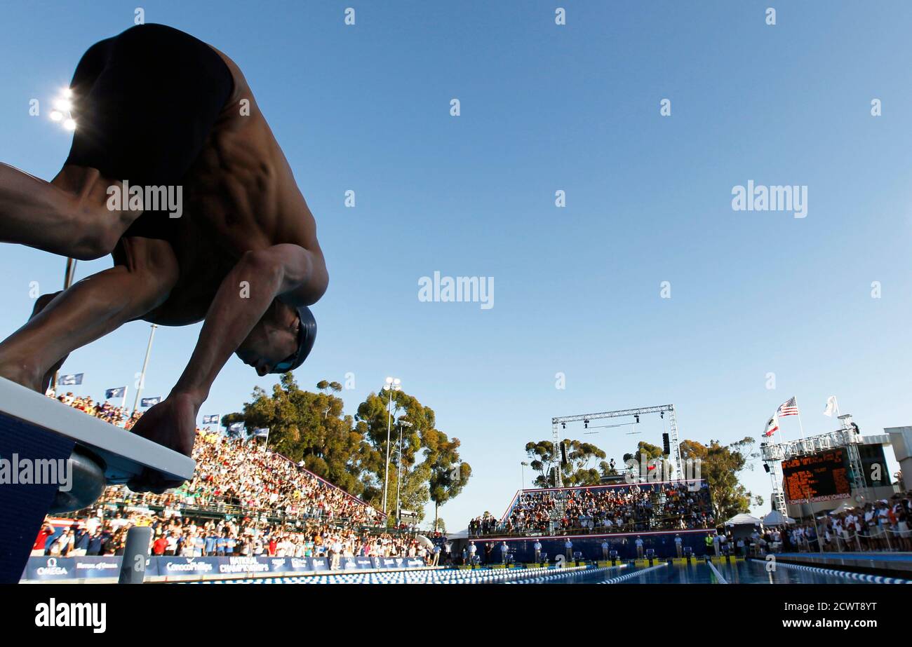 Michael phelps start hi-res stock photography and images - Page 2 - Alamy
