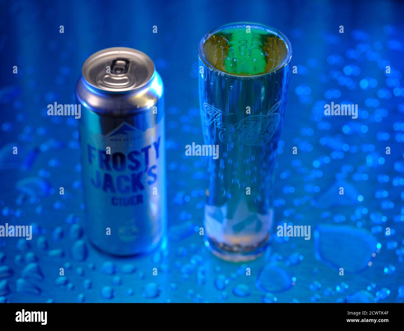 Tins of Frosty Jack's 7.5 % Volumne Cider Stock Photo