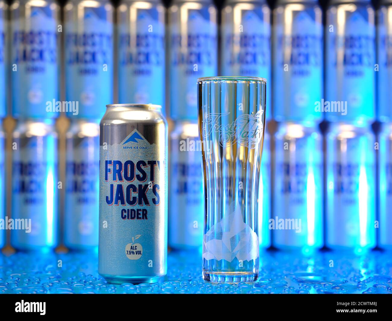 Tins of Frosty Jack's 7.5 Volumne Cider Stock Photo Alamy