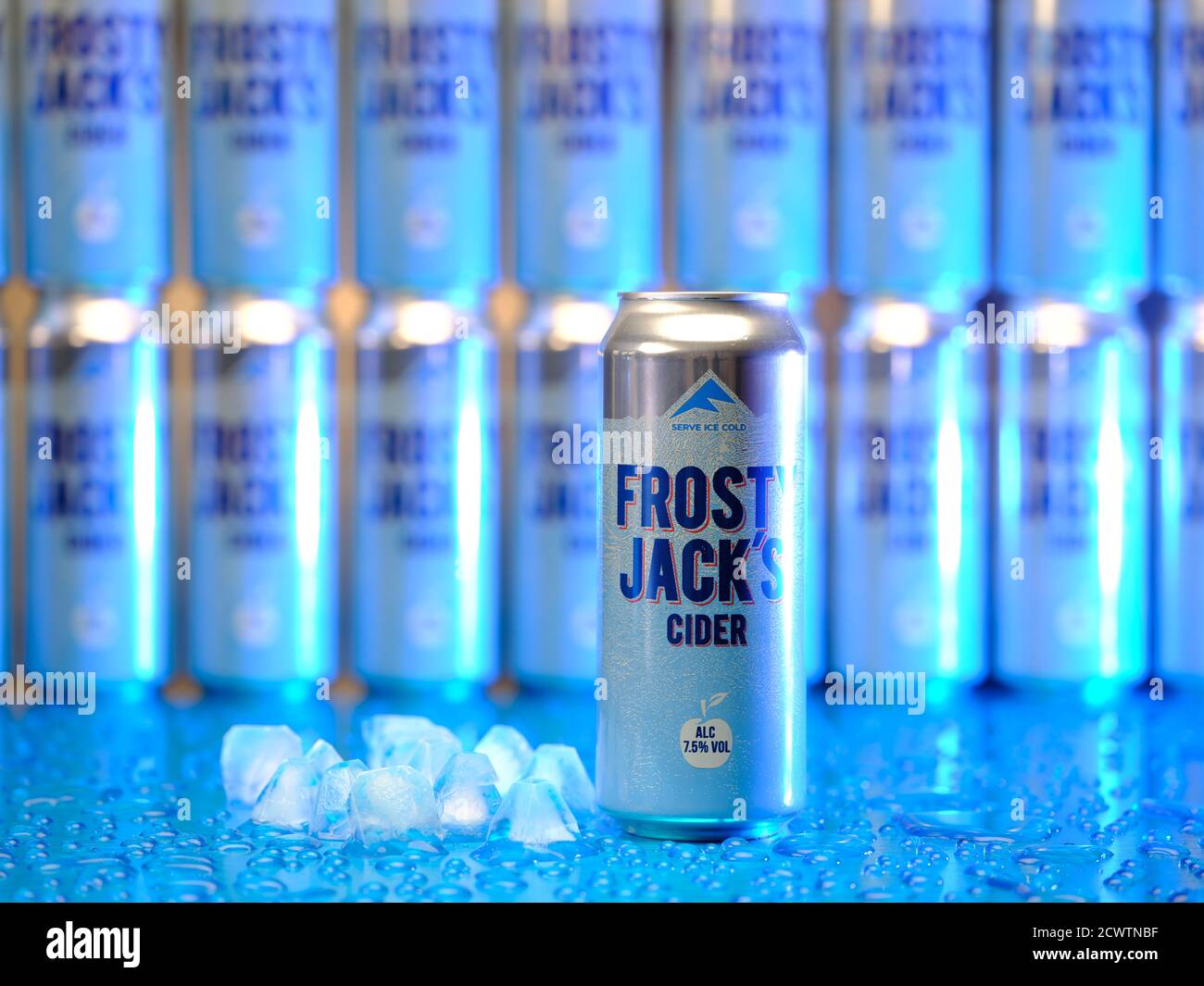Tins of Frosty Jack's 7.5 Volumne Cider Stock Photo Alamy