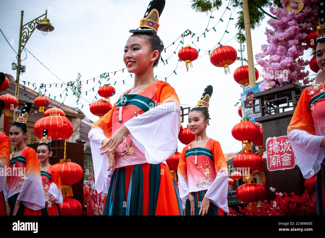 Traditional Chinese New Year celebration Stock Photo Alamy