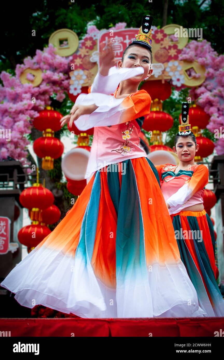Traditional Chinese New Year celebration Stock Photo Alamy