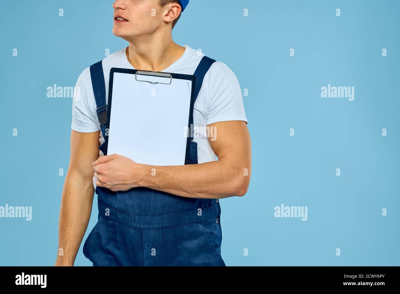 Service Man Images Delivery service man worker rendering service blue background Stock ...