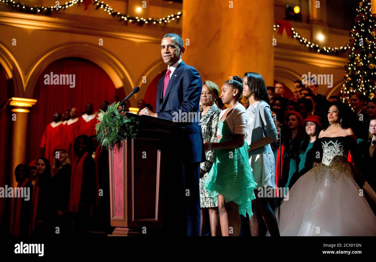 Christmas Concerts Washington State 2022 December Near Olympia Mother In Law Christmas High Resolution Stock Photography And Images - Alamy