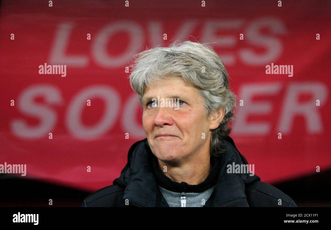 Team U S Head Coach Pia Sundhage Of Sweden Looks At Her Players Before Their Women S Friendly Soccer Match Against Japan In Sendai Miyagi Prefecture April 1 12 Reuters Toru Hanai Japan s