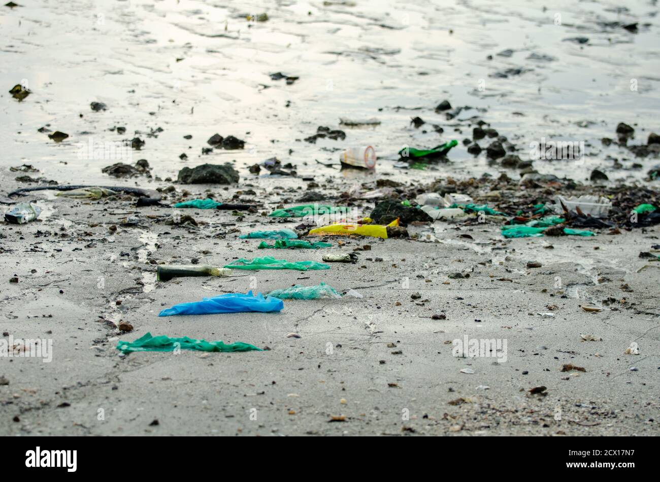 Batu Maung Penang Malaysia Dec 28 2019 Plastic Waste At Sea Coastal During Low Tide Stock Photo Alamy