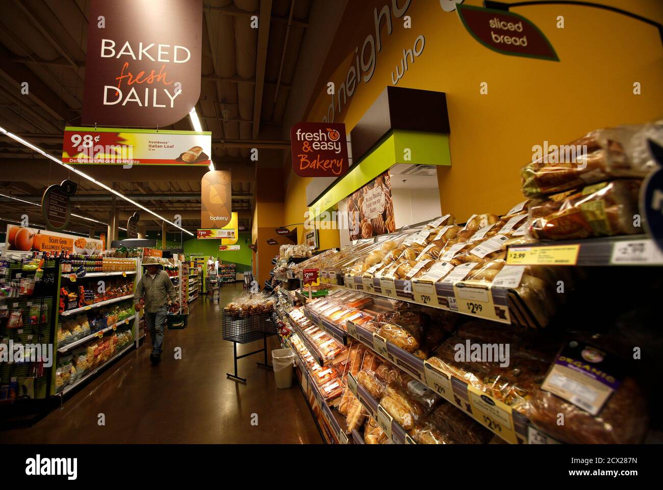 Tesco bread aisle hires stock photography and images Alamy
