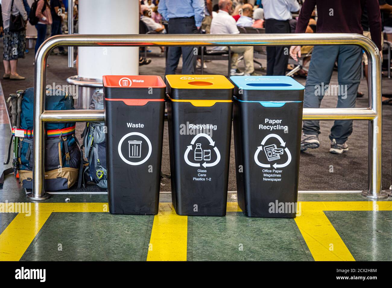 Auckland, New Zealand Recycling bins for Waste (red lid), Glas, Cans