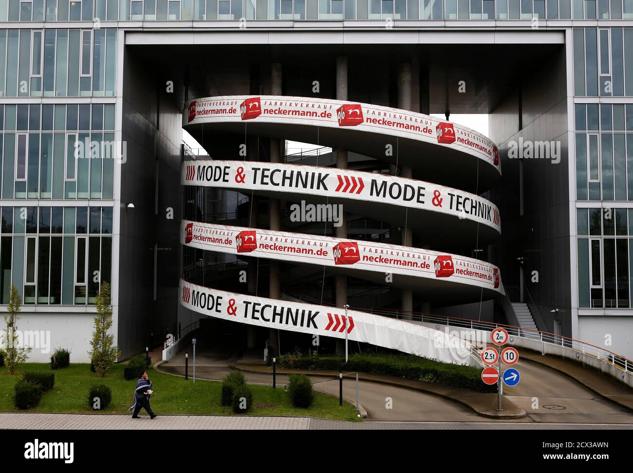 Neckermann Frankfurt High Resolution Stock Photography And Images Alamy