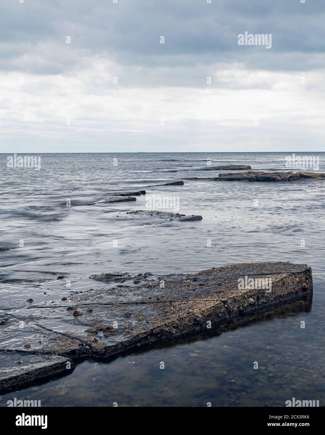 Long shot rock sticking out hi-res stock photography and images - Alamy