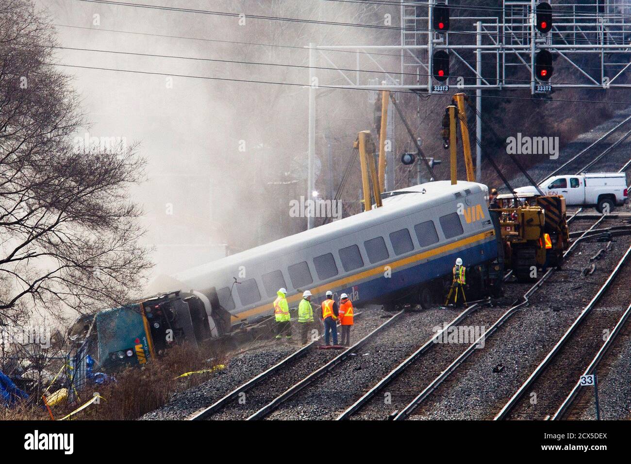 Vivid Via Rail Passengers Make It To Ottawa After Being Stranded Overnight In Brockville, Ont. Wallpaper for Your Screen Vivid Via Rail Passengers Make It To Ottawa After Being Stranded Overnight In Brockville, Ont. Wallpaper for Your Screen