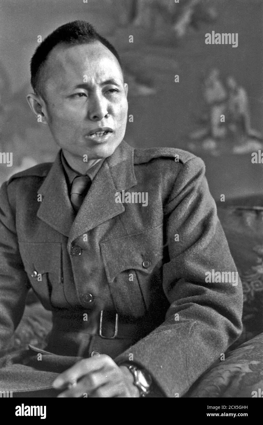 Original Caption: Aung San in uniform Stock Photo - Alamy