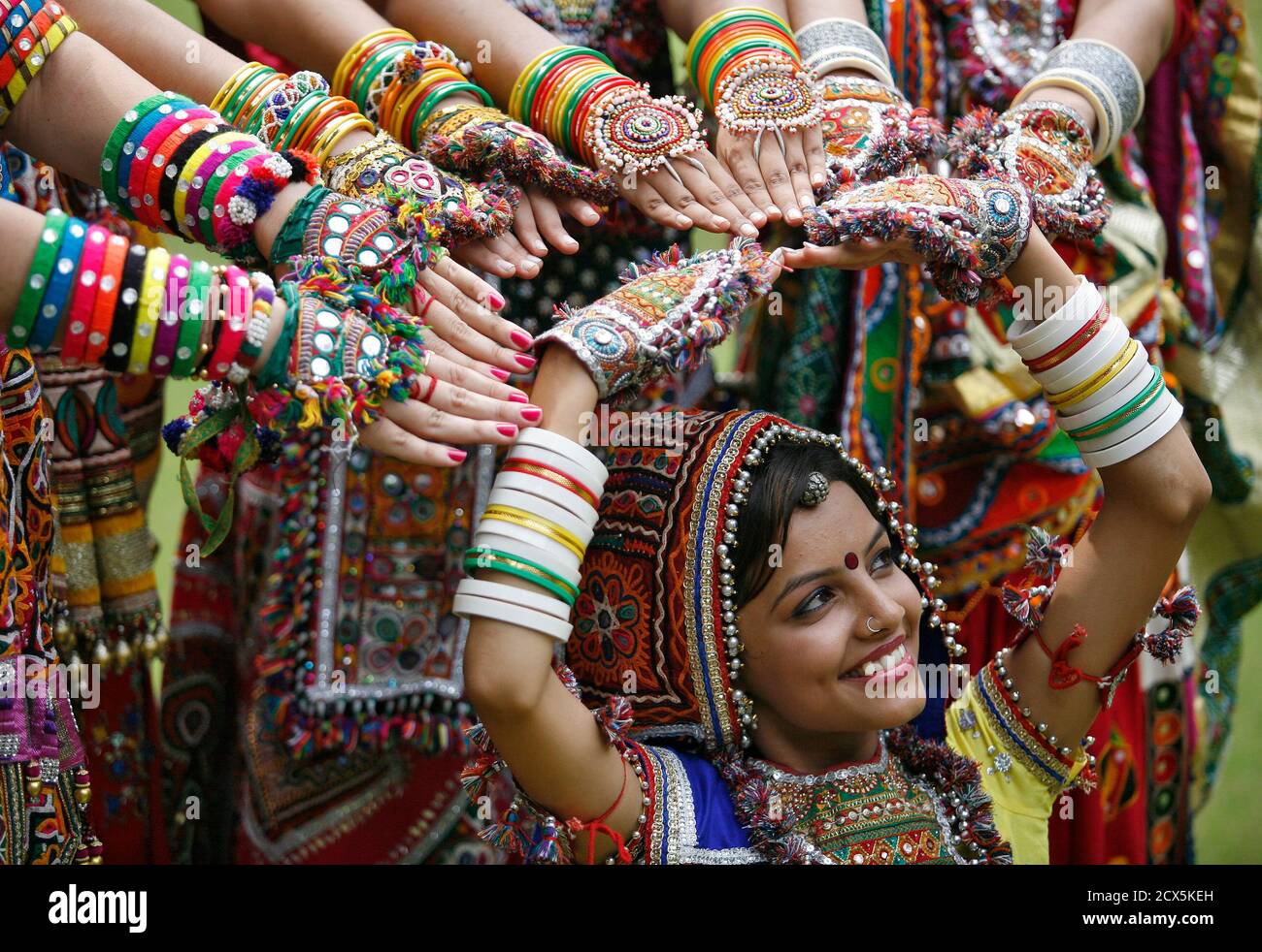 navratri traditional dress for girl