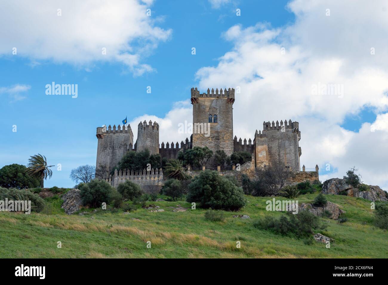 White hill castle hi-res stock photography and images - Alamy