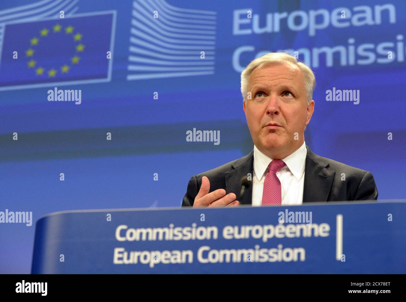 European Economic and Monetary Affairs Commissioner Olli Rehn attends a news conference about the convergence report for Latvia at the European Commision in Brussels June 5, 2013.   REUTERS/Laurent Dubrule    (BELGIUM - Tags: POLITICS BUSINESS) Stock Photo