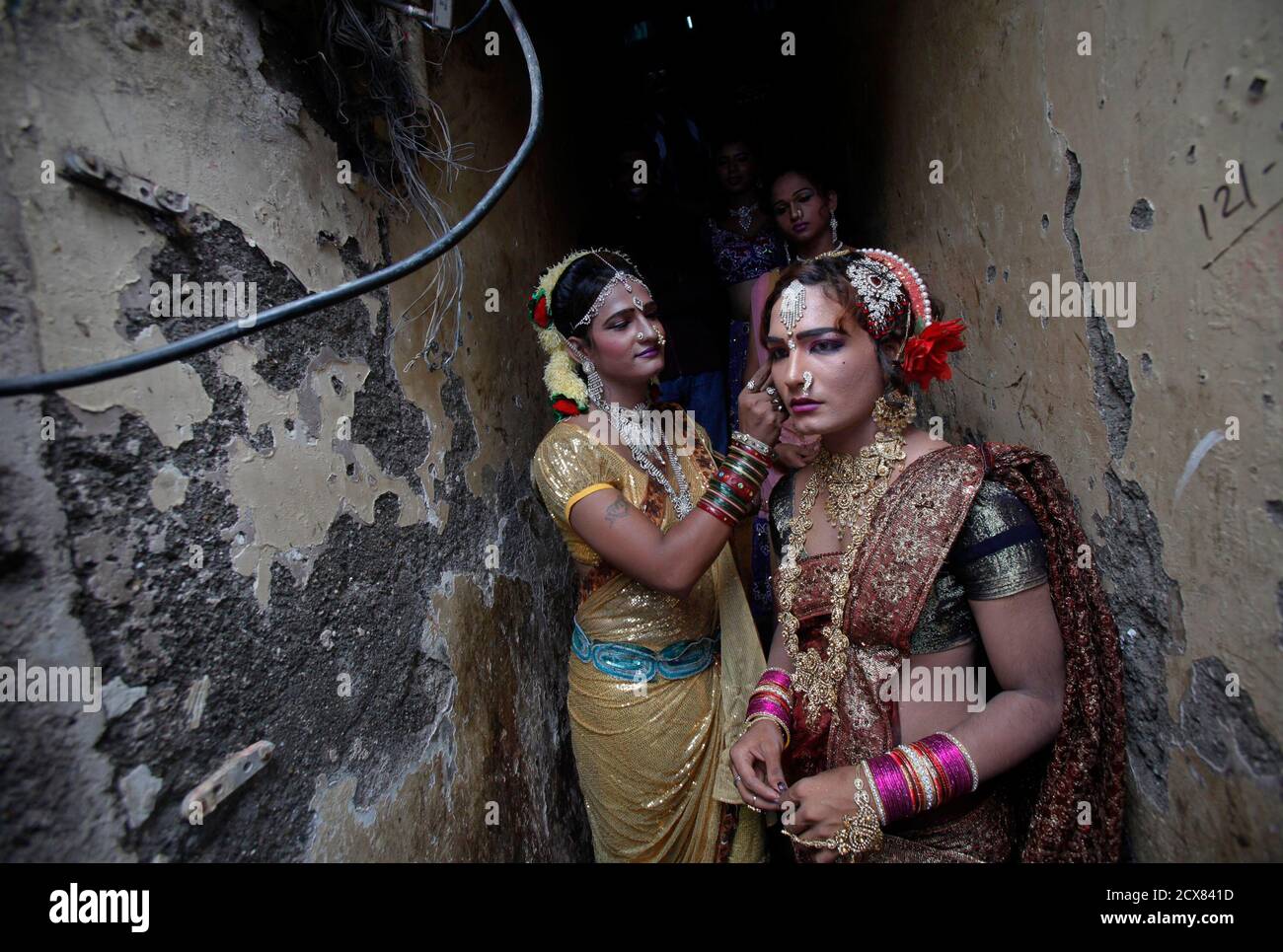 Mumbai Red Light Area High Resolution Stock Photography And Images Alamy Popularised by anil kapoor's film 'yudh', this word soon became a frequently used part of mumbai's lingo. https www alamy com eunuchs get ready at an alley stairwell before taking part in the raksha bandhan festival celebrations in a red light area in mumbai august 12 2011 raksha bandhan an annual hindu festival celebrating the bond between sisters and brothers will be celebrated across the country today during the festival sisters tie a sacred thread rakhi around their brothers wrist for his well being in return for their brothers vow to protect them picture taken august 12 2011 reutersdanish siddiqui india tags society religion image377577577 html