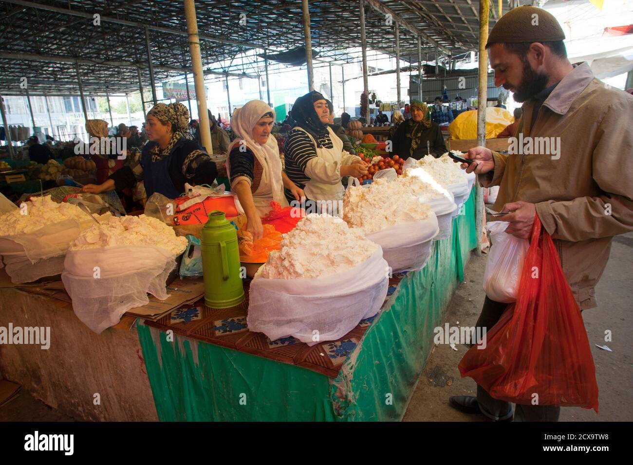 Daily life in tajikistan soviet hi-res stock photography and images - Alamy