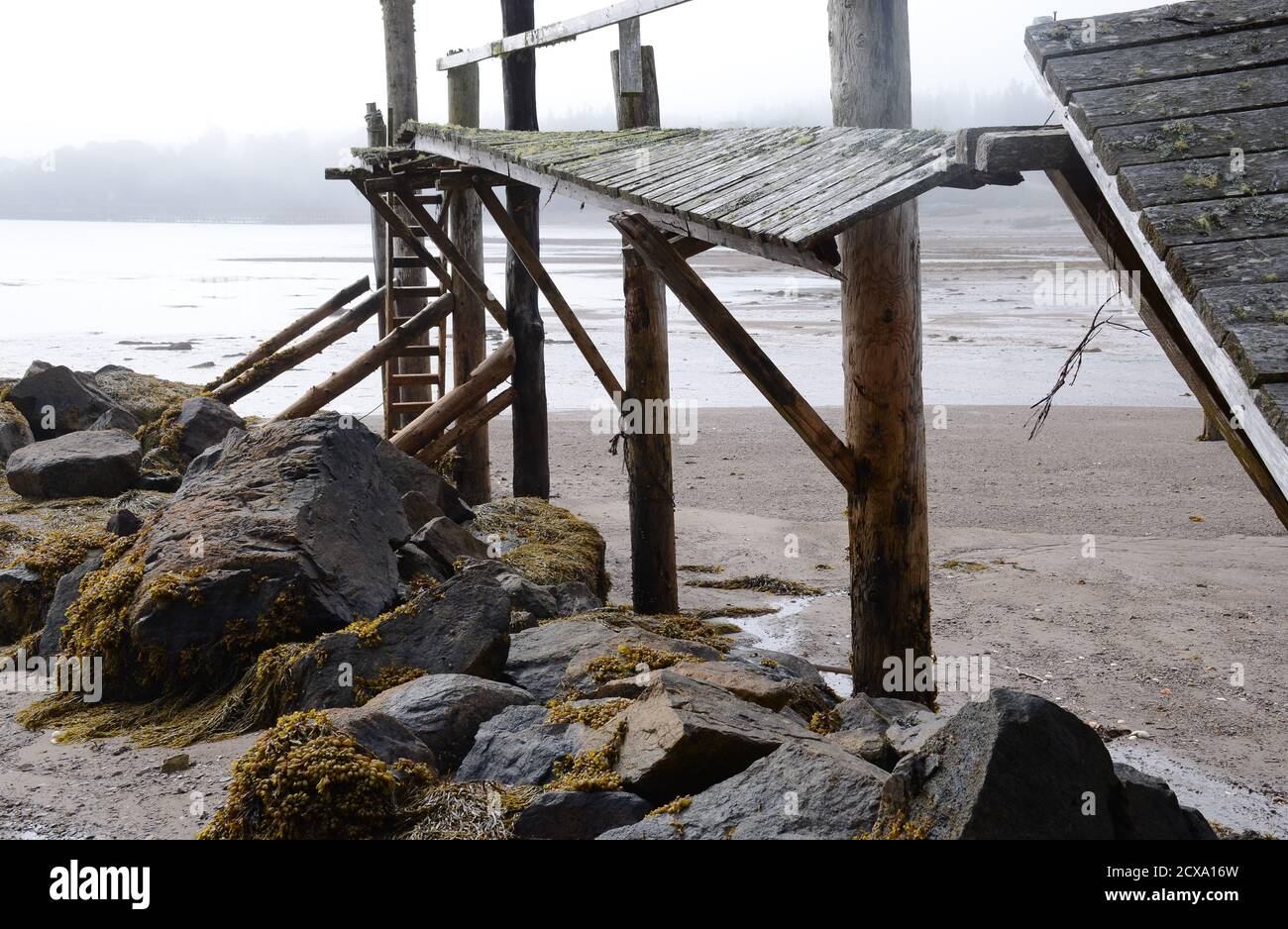 Abandoned wharf hires stock photography and images Alamy