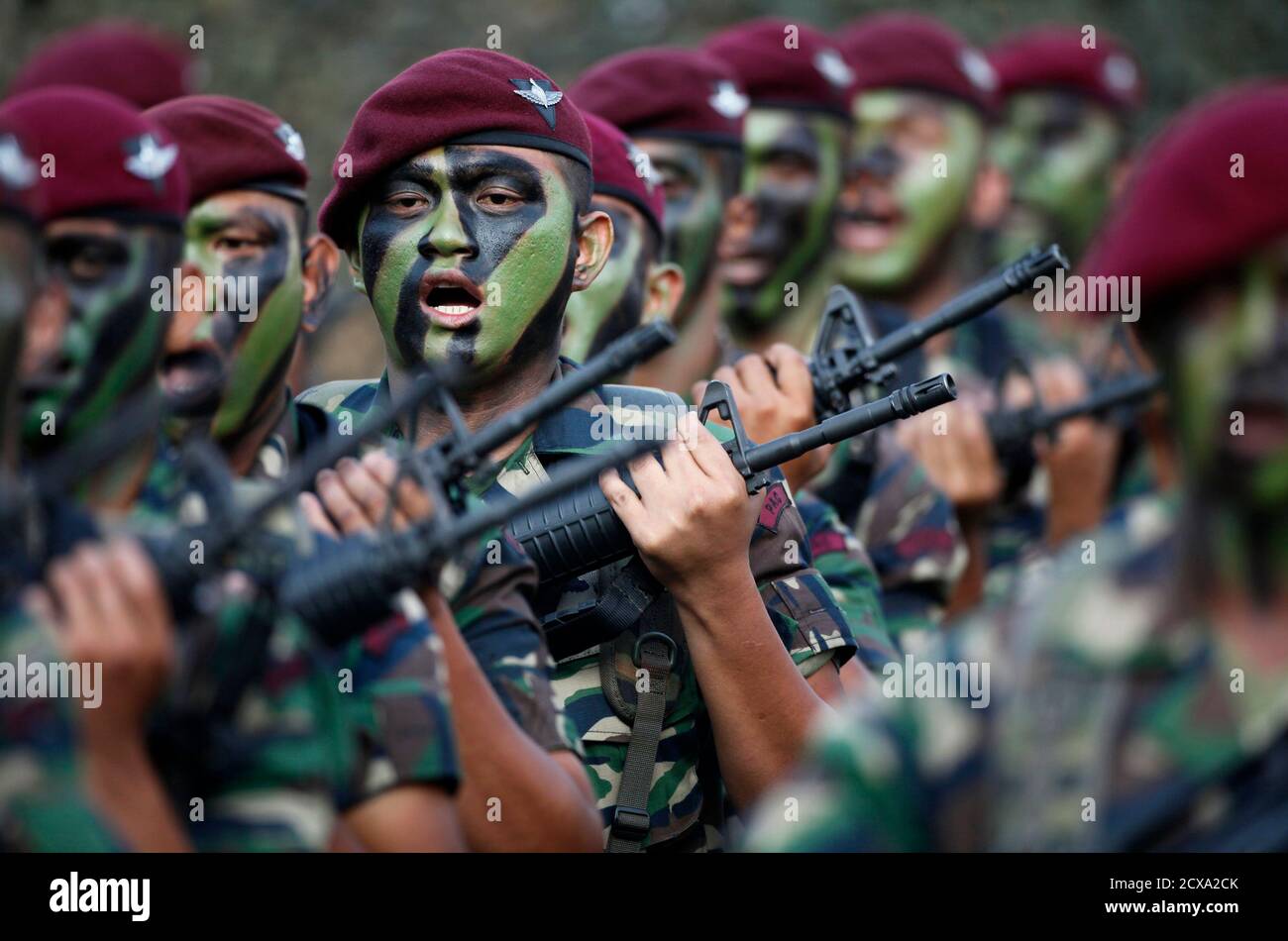 Members of the Malaysian defence forces rehearse for the 78th Army Day  parade in Kuala Lumpur March 5, 2011. REUTERS/Bazuki Muhammad (MALAYSIA -  Tags: MILITARY SOCIETY Stock Photo - Alamy