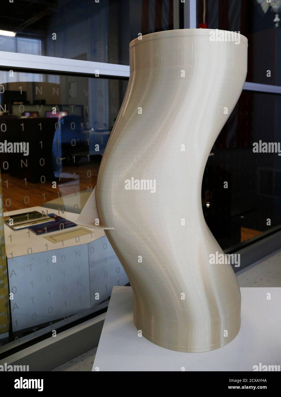 Additive manufacturing materials hires stock photography and images