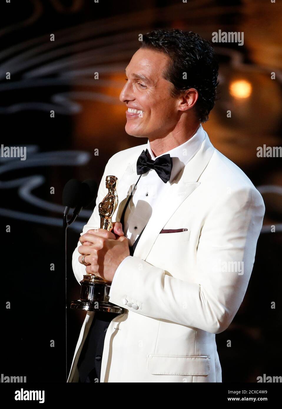 Matthew Mcconaughey Accepts The Oscar For Best Actor For His Role In Dallas Buyers Club At The 86th Academy Awards In Hollywood California March 2 2014 Reuters Lucy Nicholson United States Tags