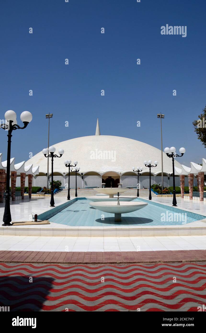 Fountain walkway to Masjid Tooba or Round Mosque with marble dome