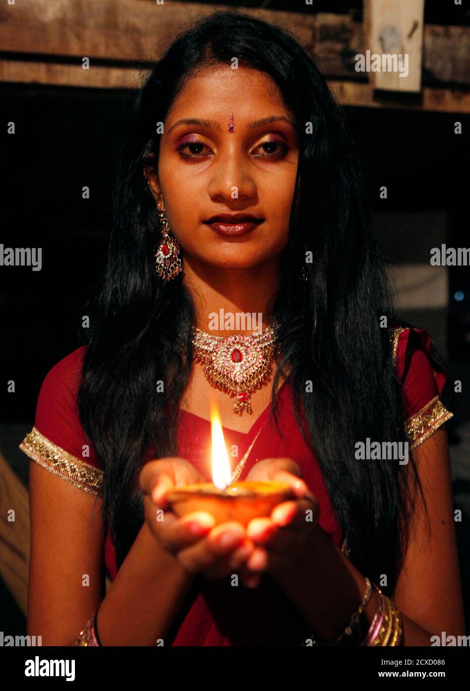 Diya Oil Lamp High Resolution Stock Photography And Images Alamy