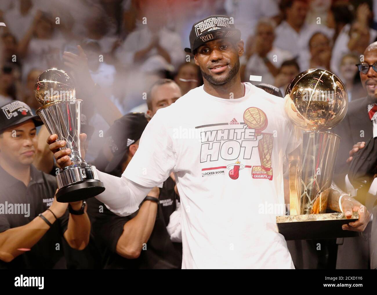 Nba Finals Mvp Lebron Win Lebron Cavs Trophy Lebron James 2016