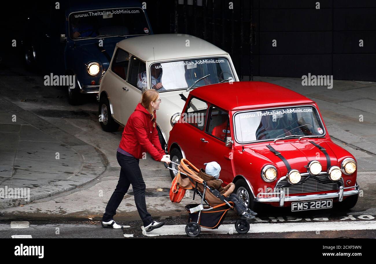 The Italian Job 1969 Car Chase Mini Scene 10x8 Photo The Italian Job 1969 Car Chase Mini Scene 10x8 Photo